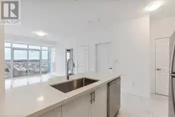 460 DUNDAS Street Unit# 904, Hamilton, Ontario L8B2A5, 1 Bedroom Bedrooms, ,1 BathroomBathrooms,Condo,For Rent,DUNDAS,40716153