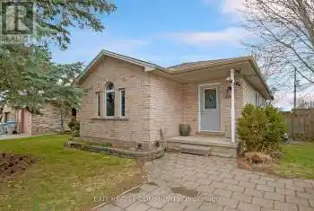 6308 William Street, Lucan Biddulph (Lucan), Ontario N0M2J0, 3 Bedrooms Bedrooms, ,2 BathroomsBathrooms,All Houses,For Sale,William,X12077029