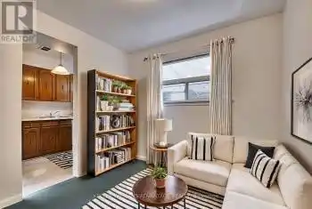 3568 Dufferin Street Unit# Lower, Toronto (Downsview-Roding-CFB), Ontario M3K1N1, 2 Bedrooms Bedrooms, ,1 BathroomBathrooms,All Houses,For Rent,Dufferin,W12077752