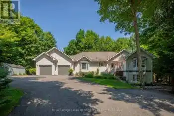 24 BIRCHWOOD Drive, Huntsville (Brunel), Ontario P1H0A6, 3 Bedrooms Bedrooms, ,3 BathroomsBathrooms,All Houses,For Sale,BIRCHWOOD,X12077165