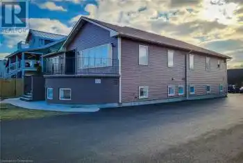 180 BEACH Boulevard, Hamilton, Ontario L8H6V9, ,Commercial,For Sale,BEACH,40716008