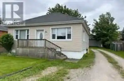 84 STEELE Street St. Thomas Ontario N5R2Y5