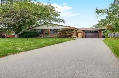 40 Dukinfield Crescent Toronto (Parkwoods-Donalda) Ontario M3A2S1