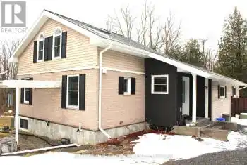 1048 Upper Perth Road, Lanark Highlands, Ontario K0A1A0, 3 Bedrooms Bedrooms, ,2 BathroomsBathrooms,All Houses,For Sale,Upper Perth,X12077951