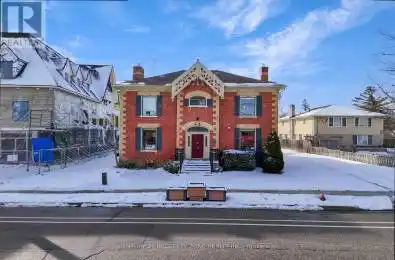 62 Queen Street Mississauga (Streetsville) Ontario L5M1K4