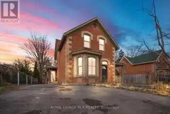 8 Church Street, Orangeville, Ontario L9W1N2, 5 Bedrooms Bedrooms, ,3 BathroomsBathrooms,All Houses,For Sale,Church,W12077660