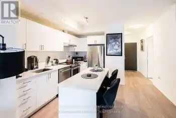 9000 Jane Street Unit# 2204, Vaughan (Concord), Ontario L4K0M6, 1 Bedroom Bedrooms, ,1 BathroomBathrooms,Condo,For Rent,Jane,N12076774