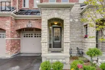 1331 Major Mackenzie Drive, Vaughan (Patterson), Ontario L6A4W4, 4 Bedrooms Bedrooms, ,4 BathroomsBathrooms,All Houses,For Sale,Major Mackenzie,N12078091