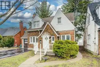 774 BELMONT Avenue, Kitchener, Ontario N2M1P4, 4 Bedrooms Bedrooms, ,3 BathroomsBathrooms,All Houses,For Sale,BELMONT,40706297
