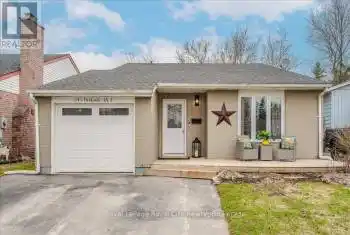 245 Parkside Drive, Centre Wellington (Fergus), Ontario N1M3E7, 3 Bedrooms Bedrooms, ,2 BathroomsBathrooms,All Houses,For Sale,Parkside,X12077955