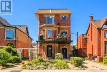 388 Manning Avenue Unit# A, Toronto (Palmerston-Little Italy), Ontario M6G2V7, 3 Bedrooms Bedrooms, ,1 BathroomBathrooms,All Houses,For Rent,Manning,C12078145