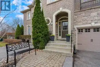 4 Senator Court, Aurora (Aurora Heights), Ontario L4G7P2, 3 Bedrooms Bedrooms, ,4 BathroomsBathrooms,All Houses,For Sale,Senator,N12077742