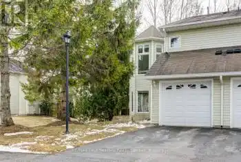 29 Barker Boulevard Unit# 29, Collingwood, Ontario L9Y4W4, 3 Bedrooms Bedrooms, ,3 BathroomsBathrooms,All Houses,For Sale,Barker,S12077680