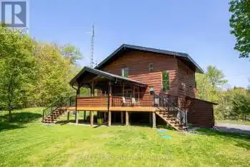 1107 FALKENBURG Road, Bracebridge (Monck (Bracebridge)), Ontario P1L1X4, 4 Bedrooms Bedrooms, ,3 BathroomsBathrooms,All Houses,For Sale,FALKENBURG,X12076935