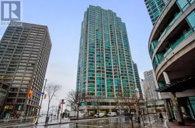 10 Yonge Street Unit# 1001 Toronto (Waterfront Communities) Ontario M5