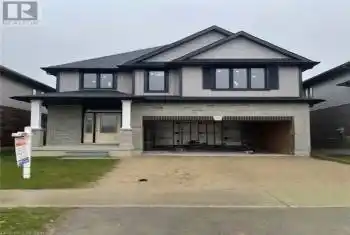 55 COUNTRY CLUB ESTATES Drive, Elmira, Ontario N3B0B4, 4 Bedrooms Bedrooms, ,3 BathroomsBathrooms,All Houses,For Sale,COUNTRY CLUB ESTATES,40629666