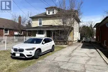 34 Fennell Avenue, Hamilton (Southam), Ontario L9C1E3, 5 Bedrooms Bedrooms, ,1 BathroomBathrooms,All Houses,For Sale,Fennell,X12078331