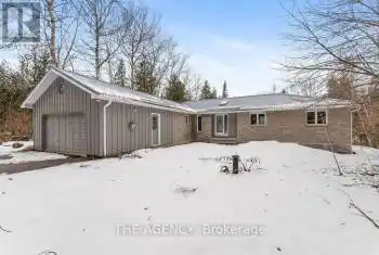570 Silver Birch Drive, Tiny, Ontario L9M0M5, 3 Bedrooms Bedrooms, ,2 BathroomsBathrooms,All Houses,For Sale,Silver Birch,S12078387
