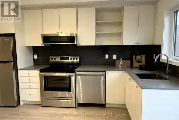 183 Downsview Park Boulevard, Toronto (Downsview-Roding-CFB), Ontario M3K0C8, 4 Bedrooms Bedrooms, ,3 BathroomsBathrooms,All Houses,For Sale,Downsview Park,W12078467