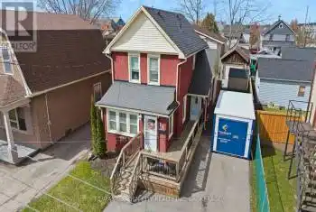24 Beatrice Street, Welland (773 - Lincoln/Crowland), Ontario L3B2Z3, 4 Bedrooms Bedrooms, ,2 BathroomsBathrooms,All Houses,For Sale,Beatrice,X12078359