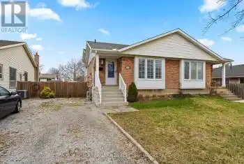 21 Dundee Drive, St. Catharines (455 - Secord Woods), Ontario L2P3S9, 3 Bedrooms Bedrooms, ,2 BathroomsBathrooms,All Houses,For Sale,Dundee,X12078522
