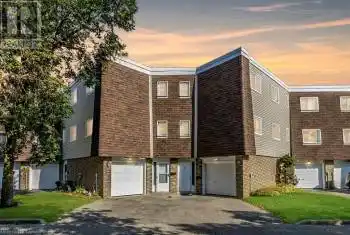 60 ELMSDALE Drive Unit# 63, Kitchener, Ontario N2E2G4, 3 Bedrooms Bedrooms, ,2 BathroomsBathrooms,All Houses,For Sale,ELMSDALE,40716300