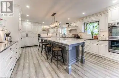 364 STANLEY Street Ayr Ontario N0B1E0
