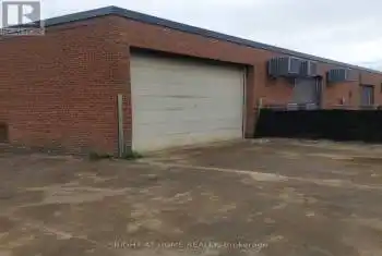 35 Edgar Avenue Unit# Unit# 2, Toronto (Downsview-Roding-CFB), Ontario M9M2J2, ,2 BathroomsBathrooms,Commercial,For Rent,Edgar,W12077048