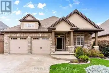 4 TULIP TREE Road, Niagara-on-the-Lake (105 - St. Davids), Ontario L0S1J0, 3 Bedrooms Bedrooms, ,2 BathroomsBathrooms,All Houses,For Sale,TULIP TREE,X12078292