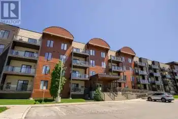 720 Yonge Street Unit# 101, Barrie (Painswick South), Ontario L9G0G9, 3 Bedrooms Bedrooms, ,2 BathroomsBathrooms,Condo,For Sale,Yonge,S12078607