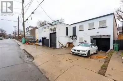 24 CLARK Avenue Hamilton Ontario L8L5J8