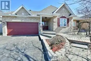 38 Melville Road, Arnprior, Ontario K7S3Z8, 3 Bedrooms Bedrooms, ,4 BathroomsBathrooms,All Houses,For Sale,Melville,X12078699