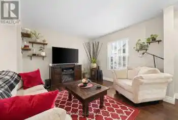 94 Chatham Street, Belleville (Belleville Ward), Ontario K8N3S7, 3 Bedrooms Bedrooms, ,2 BathroomsBathrooms,All Houses,For Sale,Chatham,X11943643