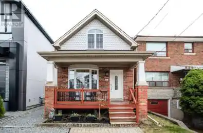 19 Epsom Avenue Toronto (Woodbine-Lumsden) Ontario M4C2A5