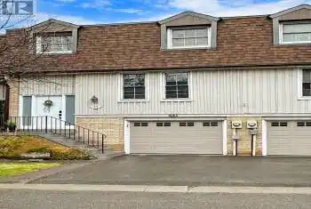 33 Bramble Way, Markham (Markham Village), Ontario L3P3V8, 3 Bedrooms Bedrooms, ,3 BathroomsBathrooms,All Houses,For Sale,Bramble,N12077546