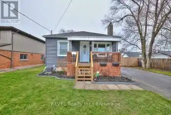 62 Elgin Street, Thorold (557 - Thorold Downtown), Ontario L2V3B7, 3 Bedrooms Bedrooms, ,2 BathroomsBathrooms,All Houses,For Sale,Elgin,X12076704