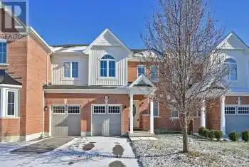 7 Hutt Crescent, Aurora, Ontario L3X1V9, 3 Bedrooms Bedrooms, ,3 BathroomsBathrooms,All Houses,For Sale,Hutt,N11960525