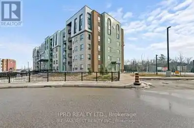 5 CHEF Lane Unit# 113 Barrie Ontario L9J0J8