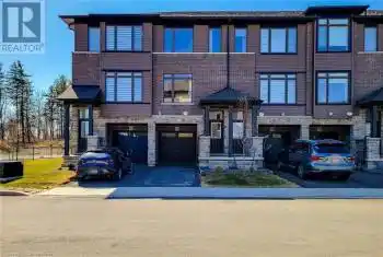 120 COURT Drive Unit# 60, Paris, Ontario N3L0N2, 3 Bedrooms Bedrooms, ,3 BathroomsBathrooms,Condo,For Sale,COURT,40716319