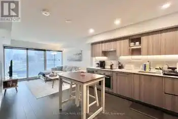 17 Bathurst Street Unit# 811, Toronto (Waterfront Communities), Ontario M5V0N1, 2 Bedrooms Bedrooms, ,1 BathroomBathrooms,Condo,For Rent,Bathurst,C12078888