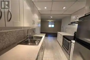 820 Burnhamthorpe Road Unit# 903, Toronto (Markland Wood), Ontario M9C4W2, 3 Bedrooms Bedrooms, ,2 BathroomsBathrooms,Condo,For Rent,Burnhamthorpe,W12079291