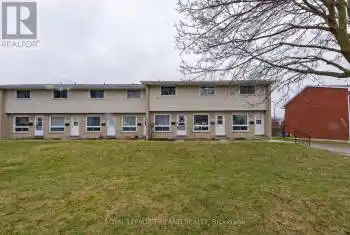 81C Wellesley Crescent Unit# 40, London, Ontario N5V1J6, 2 Bedrooms Bedrooms, ,1 BathroomBathrooms,All Houses,For Sale,Wellesley,X12079240