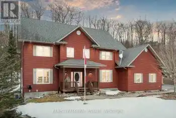 156 Deerfoot Trail, Huntsville (Brunel), Ontario P1H0A8, 5 Bedrooms Bedrooms, ,4 BathroomsBathrooms,All Houses,For Sale,Deerfoot,X12079330