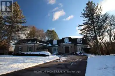 21 Post Horn Place Waterloo Ontario N2L5E8