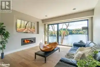 32 BRUNEL Road Unit# 103, Huntsville (Chaffey), Ontario P1H1P5, 1 Bedroom Bedrooms, ,2 BathroomsBathrooms,Condo,For Sale,BRUNEL,X10439789