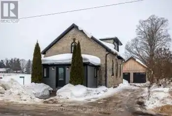 116190 Grey Road 3, Chatsworth, Ontario N0H1K0, 2 Bedrooms Bedrooms, ,2 BathroomsBathrooms,All Houses,For Sale,Grey Road 3,X11990985
