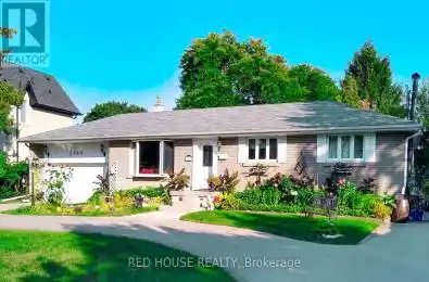 2040 Rebecca Street Oakville (1001 - BR Bronte) Ontario L6L2A2