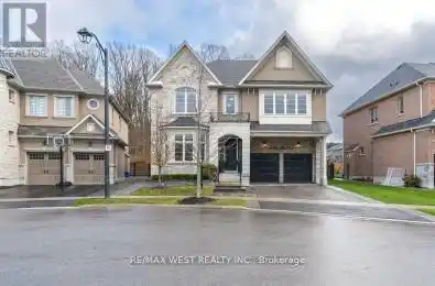 6 Forest Grove Court Aurora Ontario L4G3G4