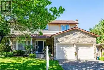 488 HEATHER HILL Place, Waterloo, Ontario N2T1H7, 5 Bedrooms Bedrooms, ,4 BathroomsBathrooms,All Houses,For Sale,HEATHER HILL,40698200