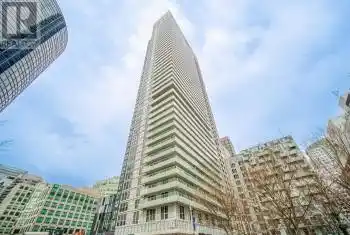 300 Front Street Unit# 914, Toronto (Waterfront Communities), Ontario M5V0E9, 1 Bedroom Bedrooms, ,1 BathroomBathrooms,Condo,For Sale,Front,C12078965